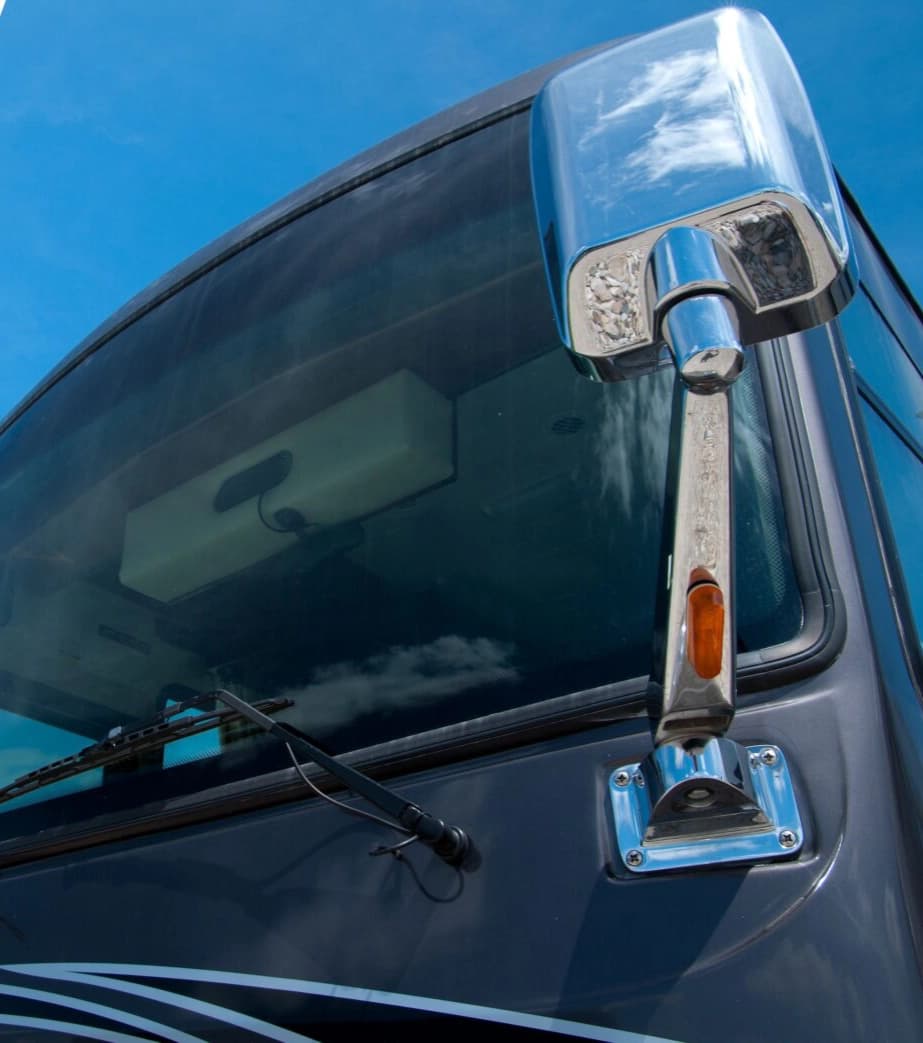 RV Windshield Replacement and Repair